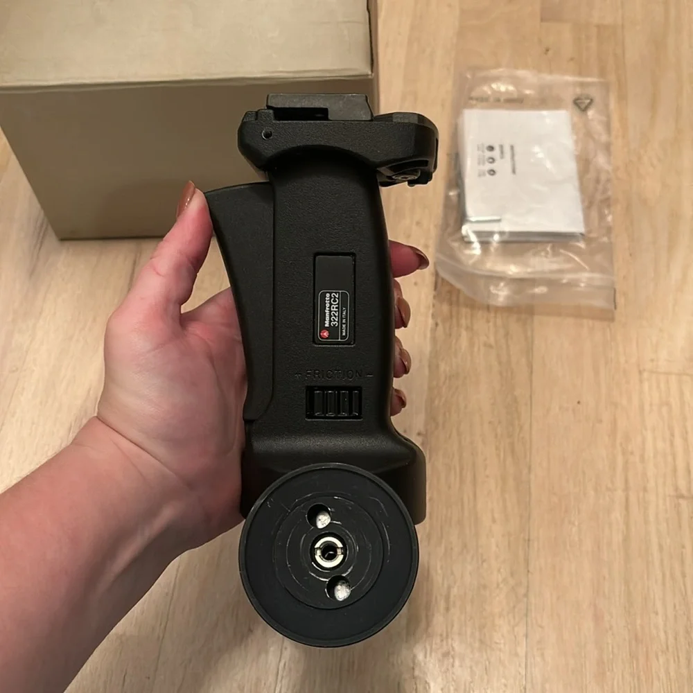 Manfrotto 322RC2 Grip Action Ball Head w/ RC2 Rapid Connect Plate